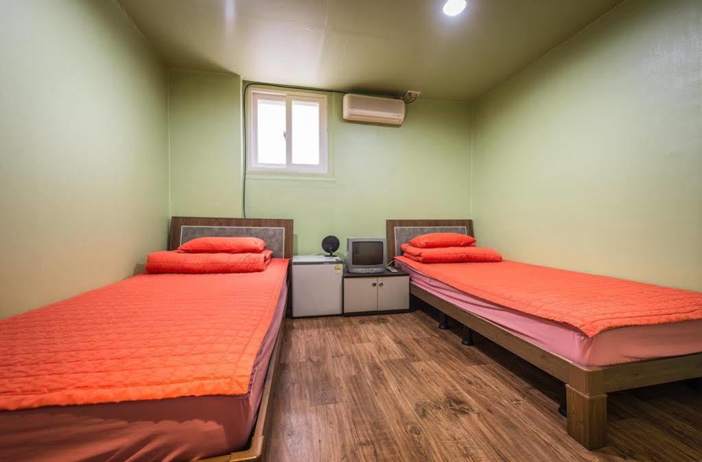 Chris Hostel Szöul Kültér fotó
